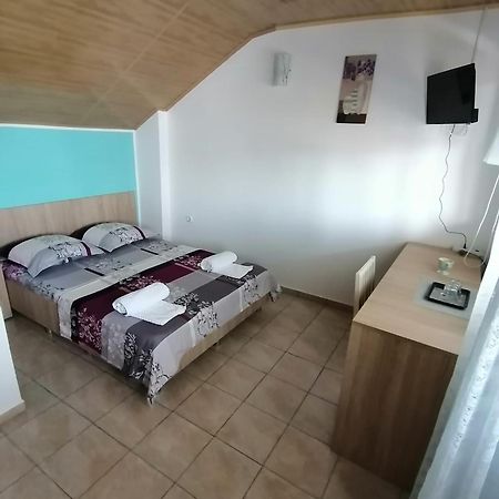 Bcm Family House Otel Două Mai Dış mekan fotoğraf