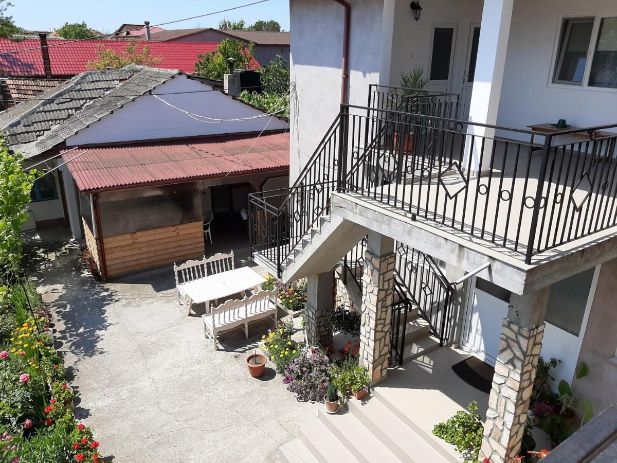 Bcm Family House Otel Două Mai Dış mekan fotoğraf