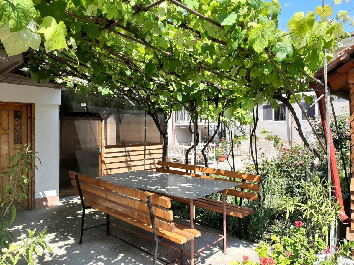 Bcm Family House Otel Două Mai Dış mekan fotoğraf