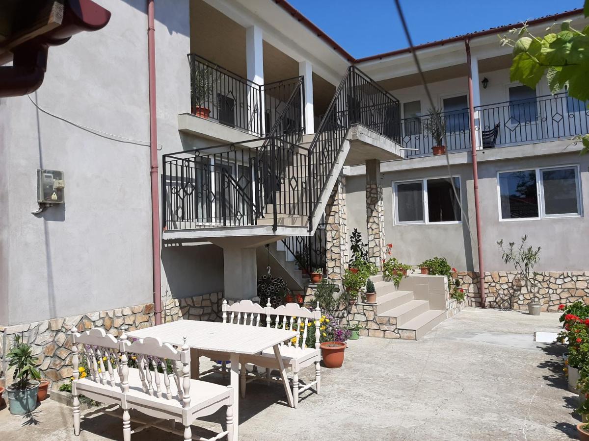Bcm Family House Otel Două Mai Dış mekan fotoğraf
