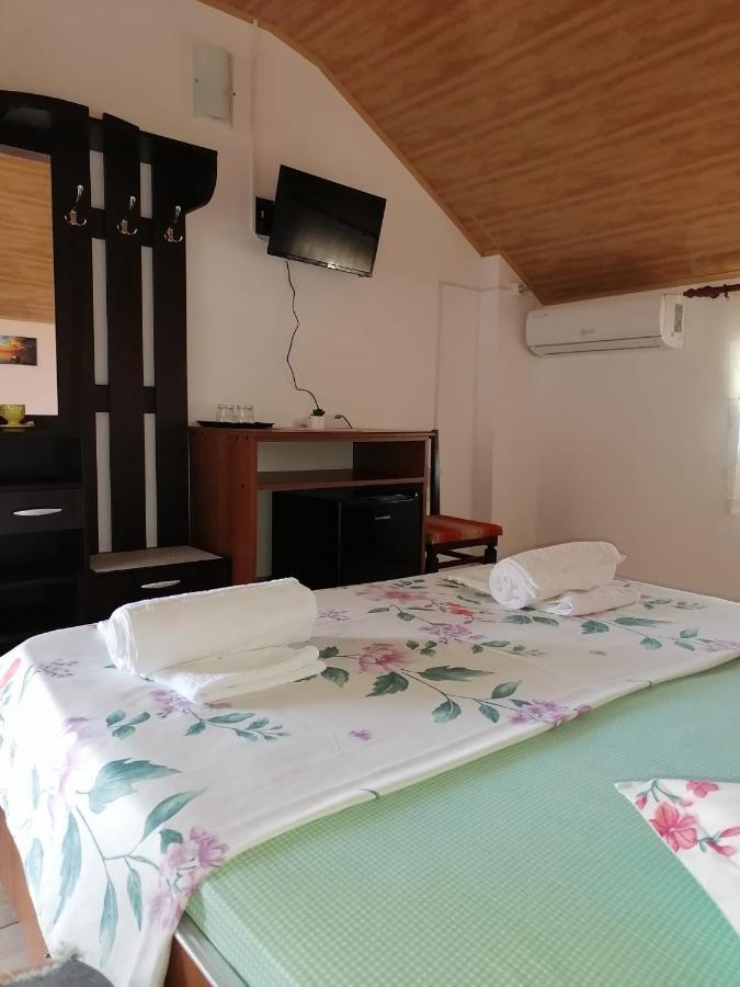 Bcm Family House Otel Două Mai Dış mekan fotoğraf